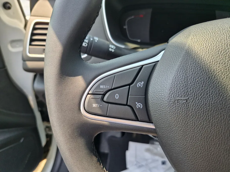 رينو ميجان E 2024 