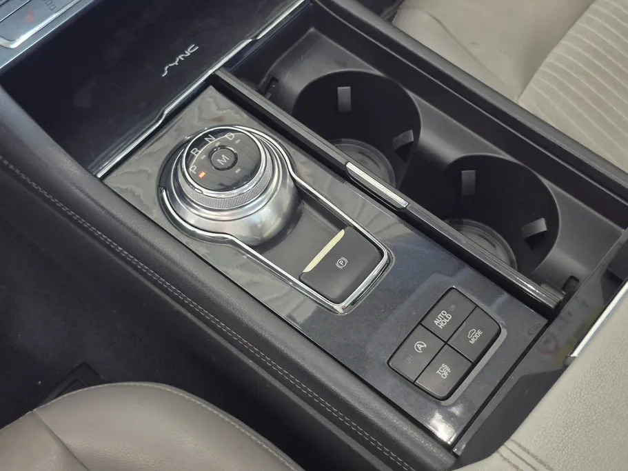 2020 Ford Taurus Trend 