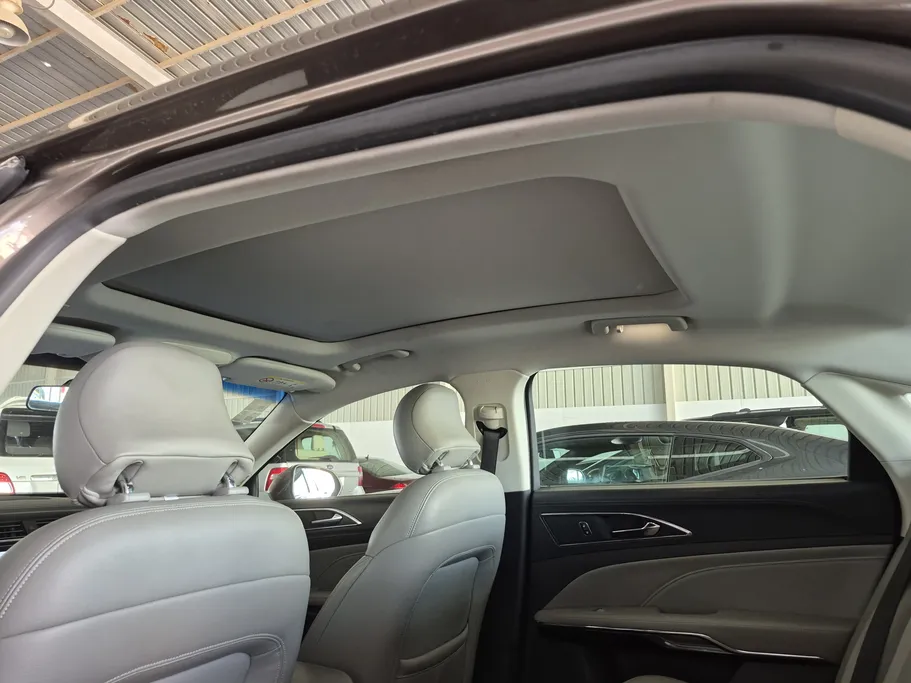 2020 Ford Taurus Trend 