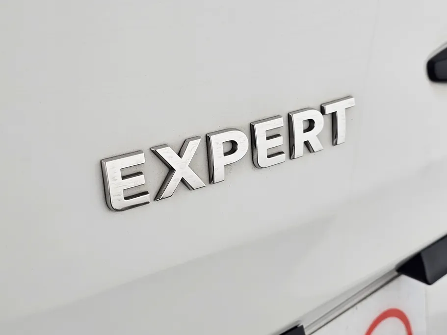 2022 Peugeot Expert VAN 