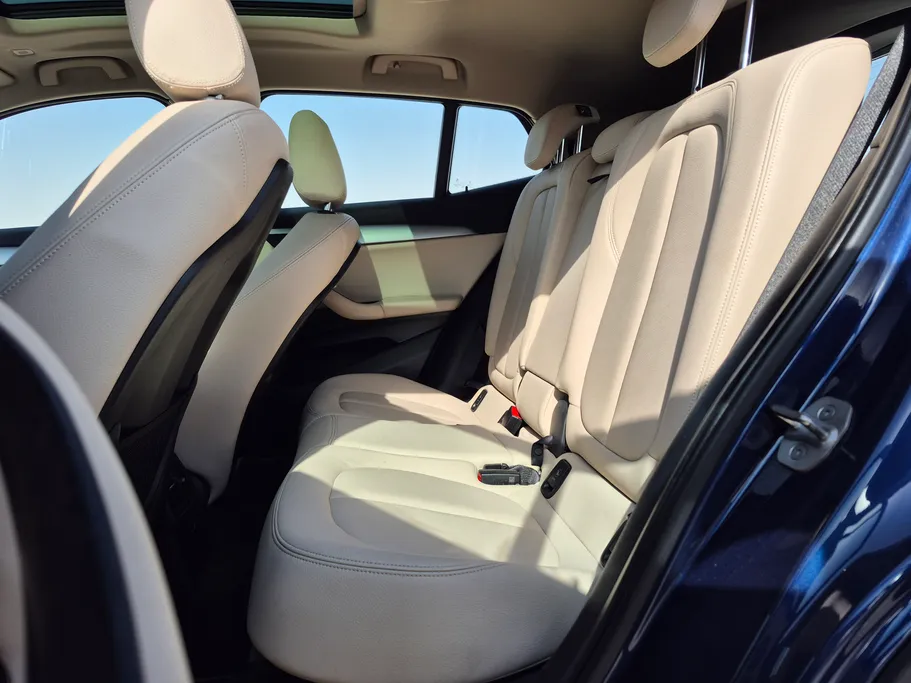 2023 BMW X Series X2 sDrive 20i 