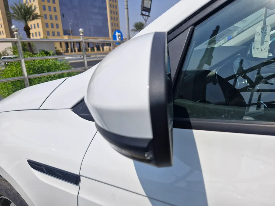 رينو ميجان E 2024 