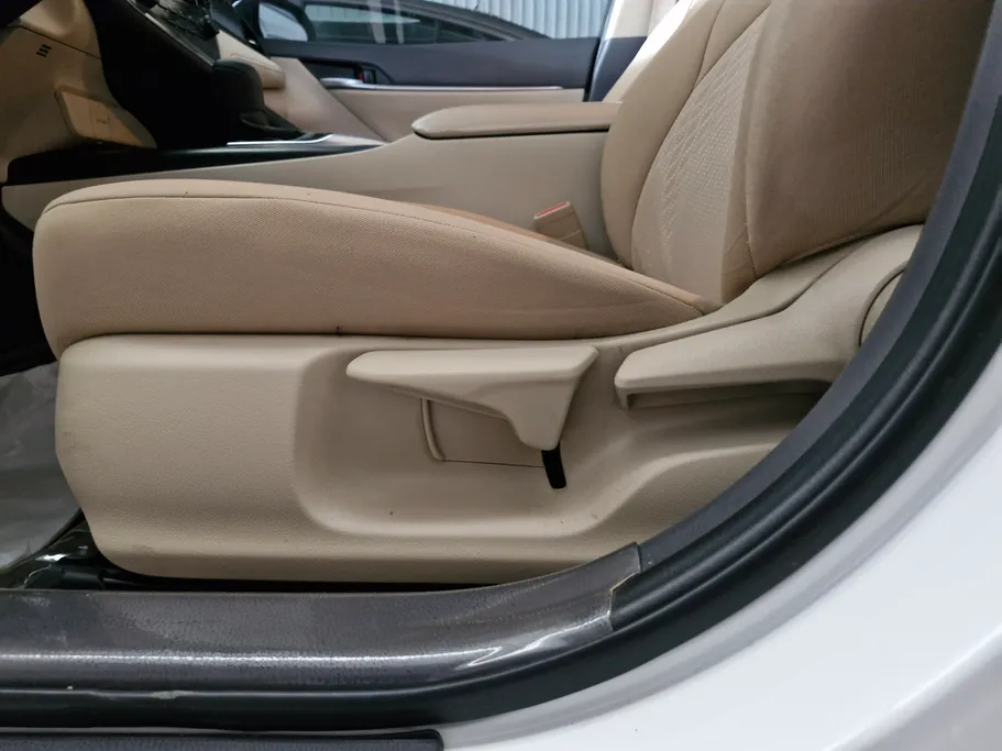 2024 Toyota Camry  LE 