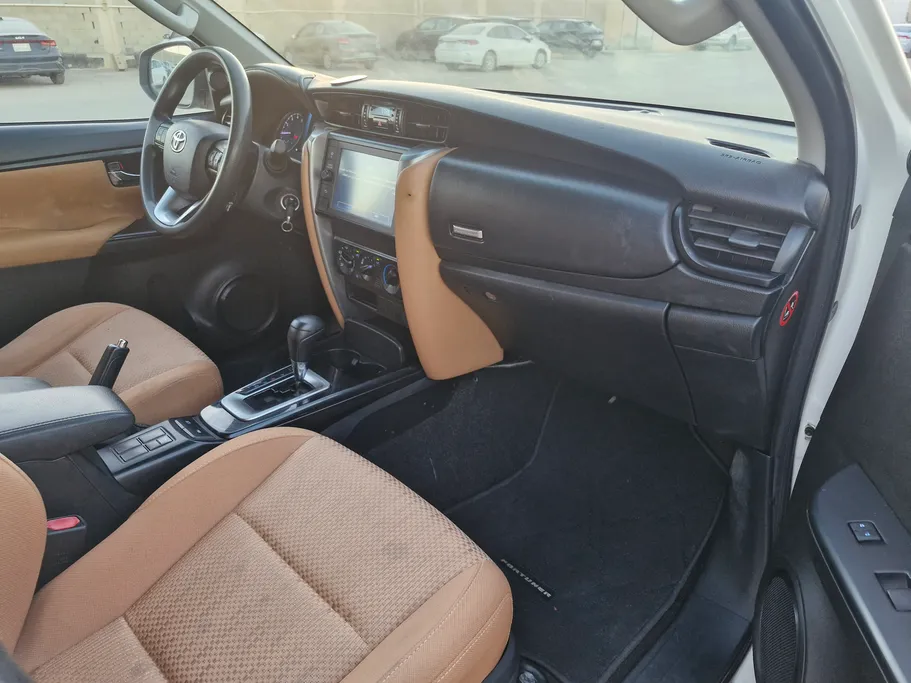 2022 Toyota Fortuner GX 