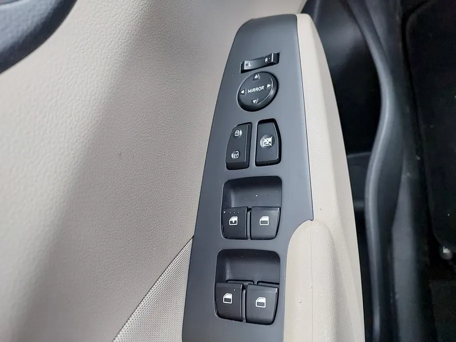 2023 Hyundai Accent Smart 