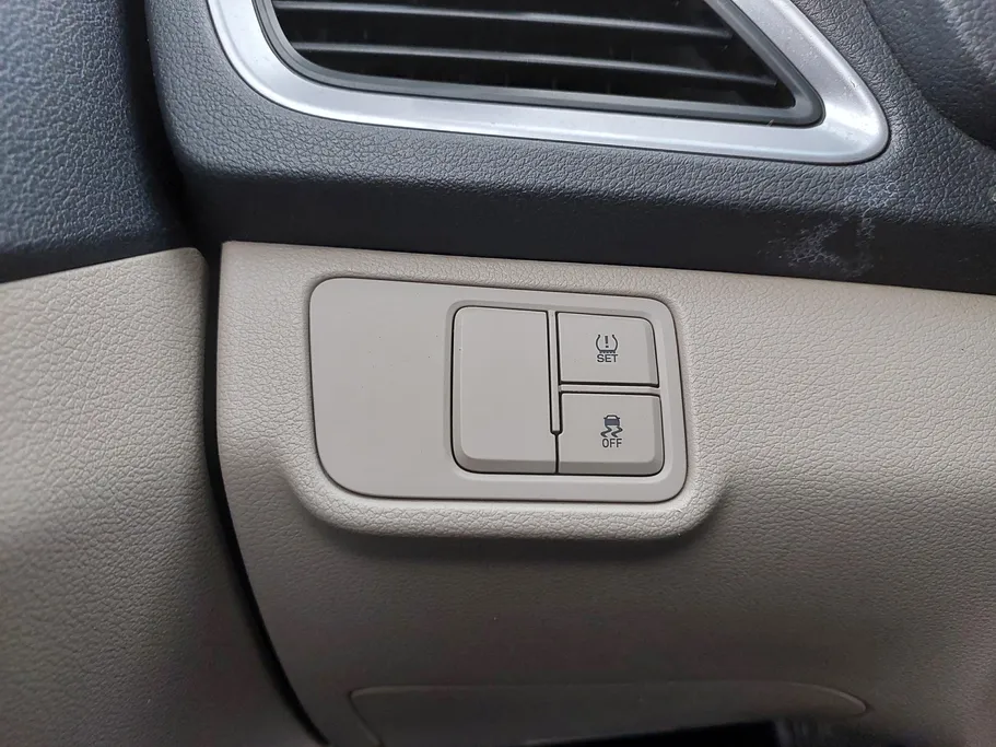 2023 Hyundai Accent Smart 