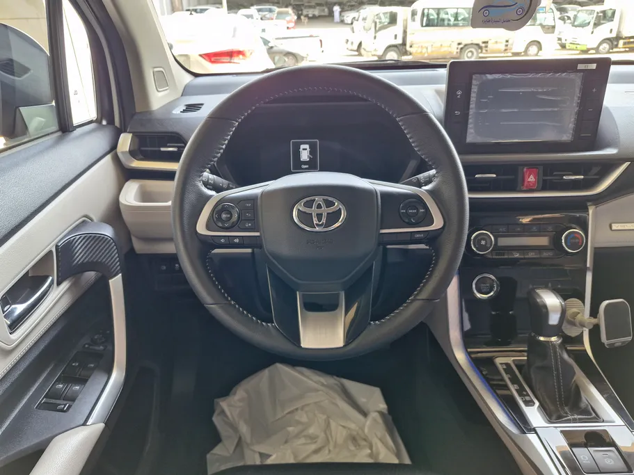 2024 Toyota Veloz GLX 
