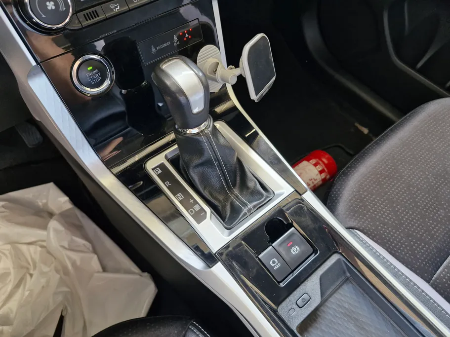 2024 Toyota Veloz GLX 
