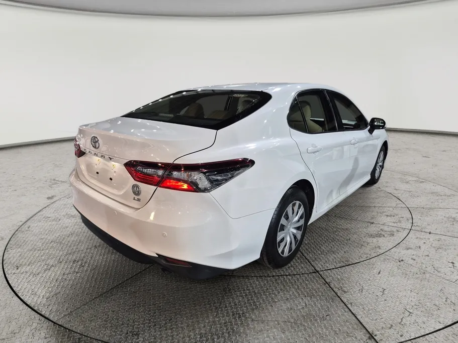 2022 Toyota Camry  LE 