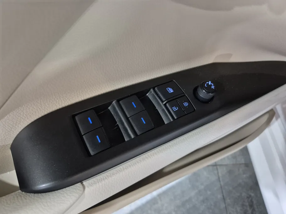 2022 Toyota Camry  LE 