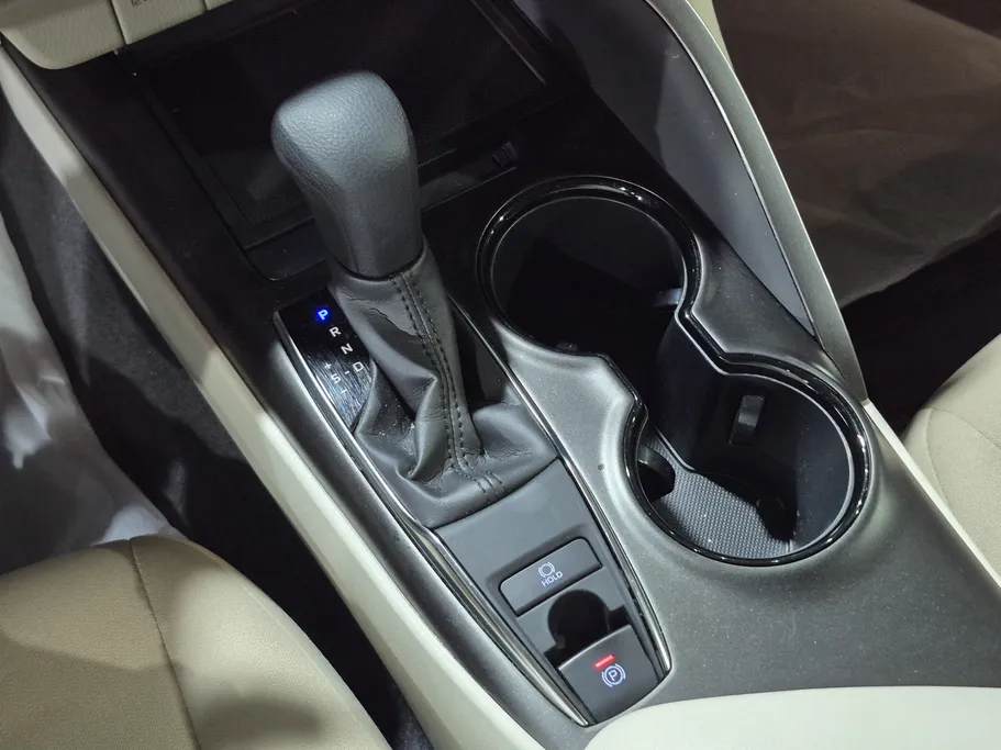 2022 Toyota Camry  LE 