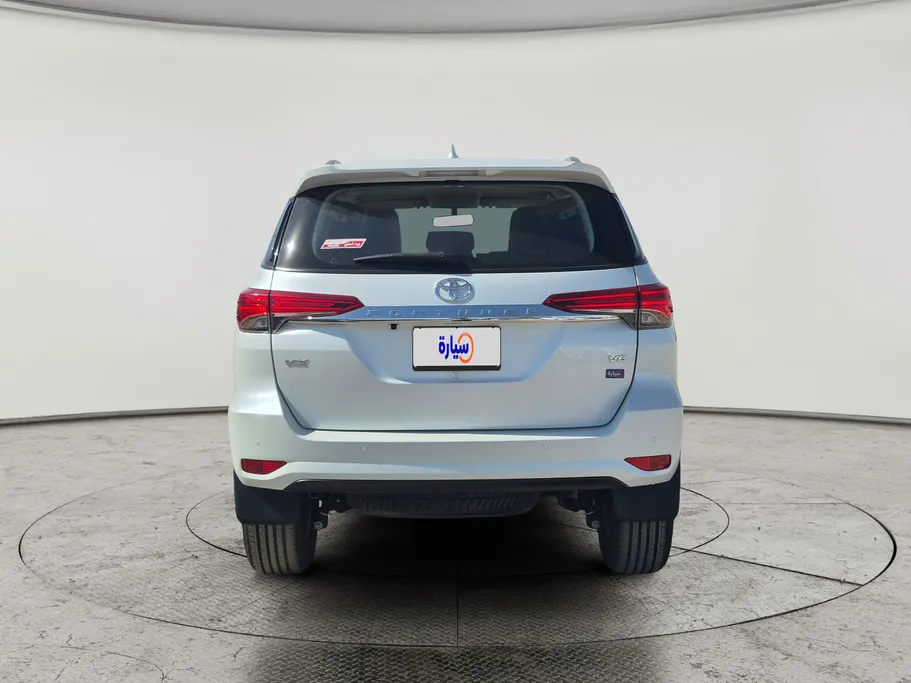 2023 Toyota Fortuner VX 