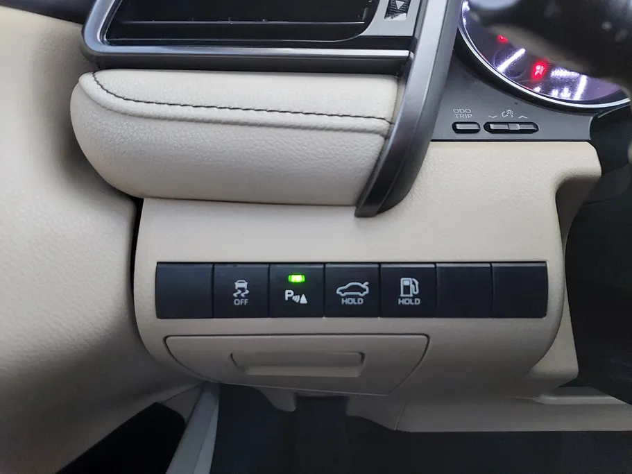 2023 Toyota Camry  LE 