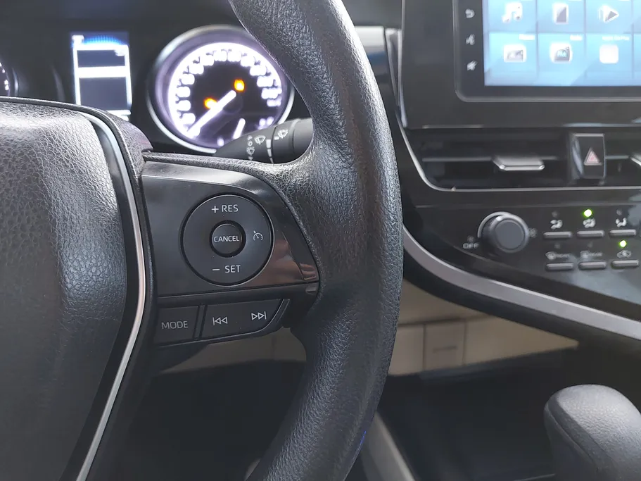 2023 Toyota Camry  LE 