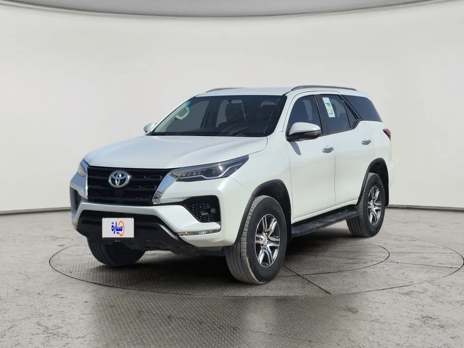 2023 Toyota Fortuner VX 