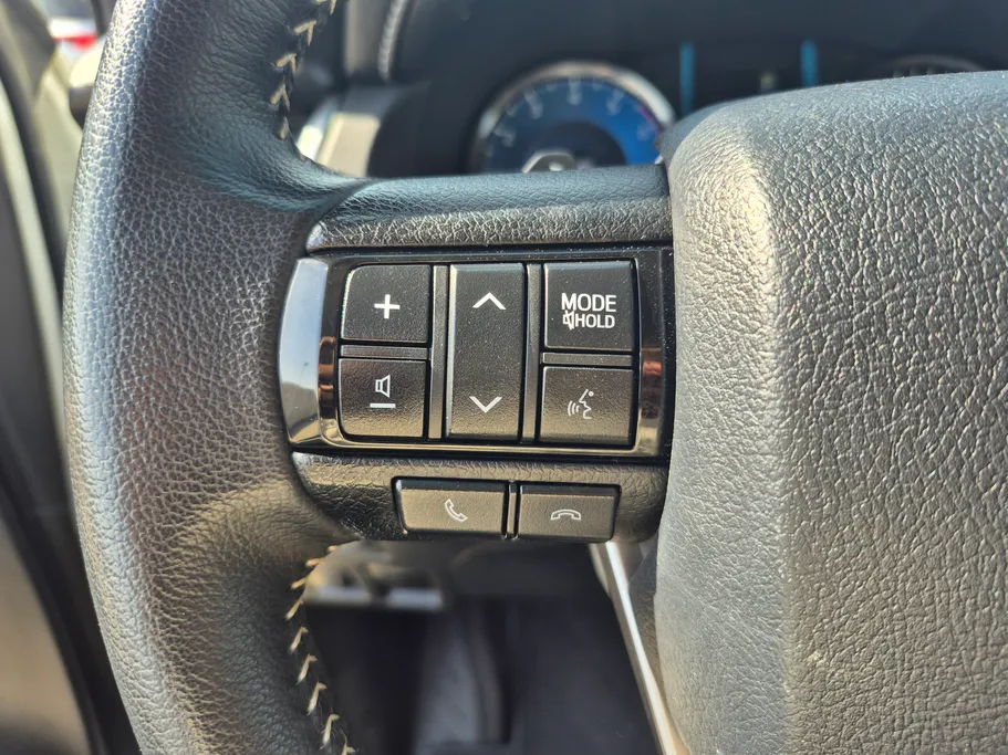 2023 Toyota Fortuner VX 