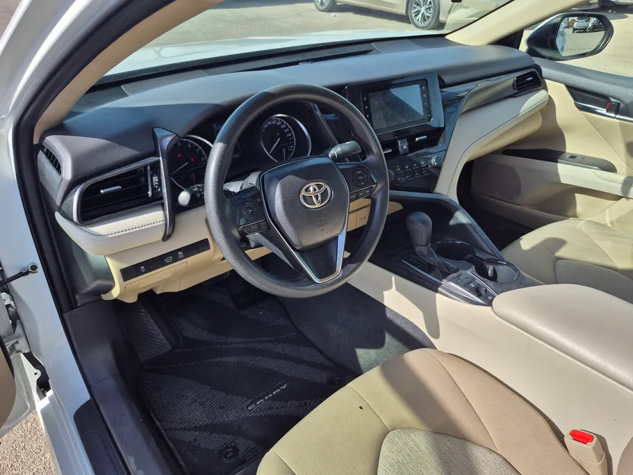 2023 Toyota Camry  LE 