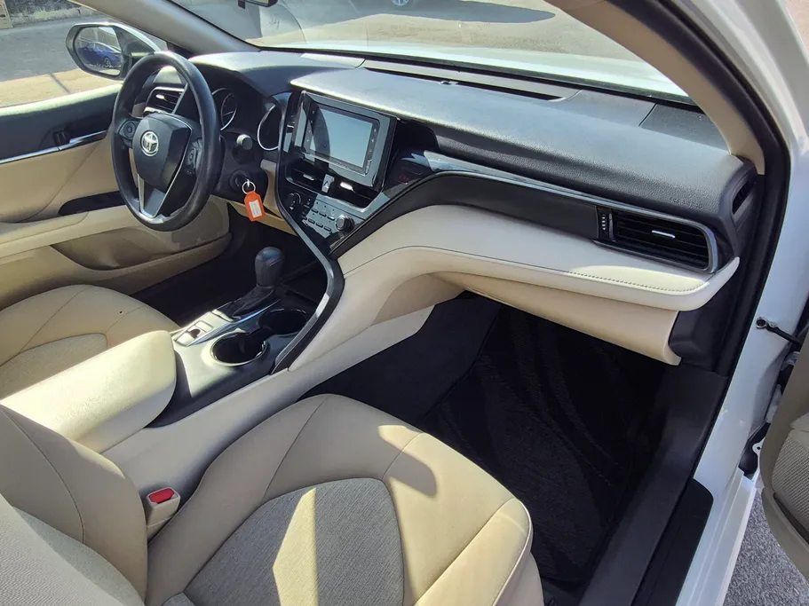 2023 Toyota Camry  LE 