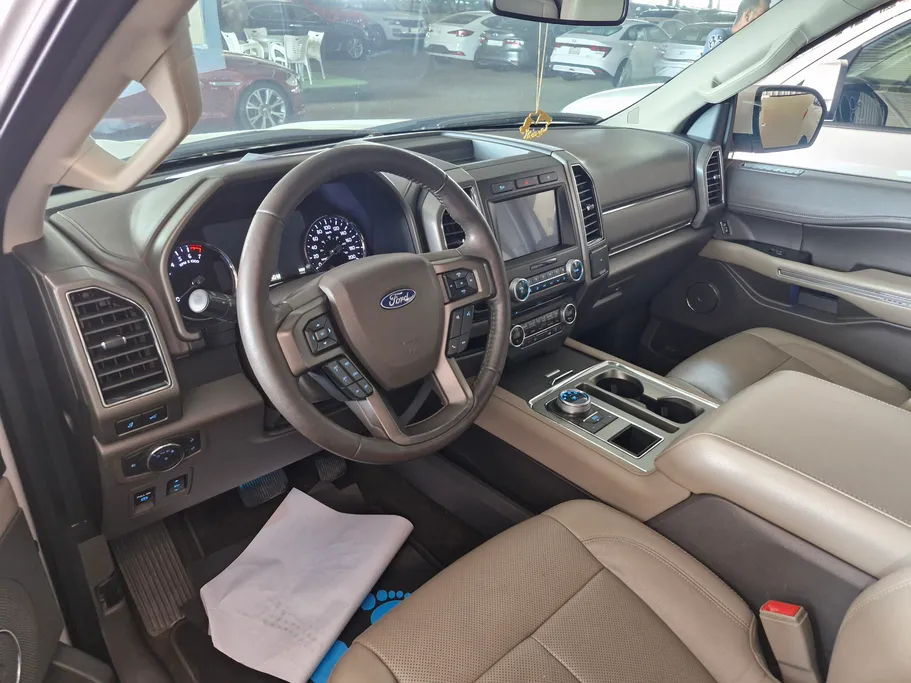 2018 Ford Expedition XLT 