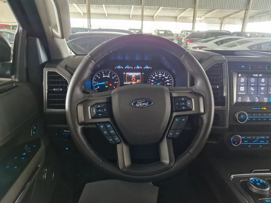 2019 Ford Expedition XLT 