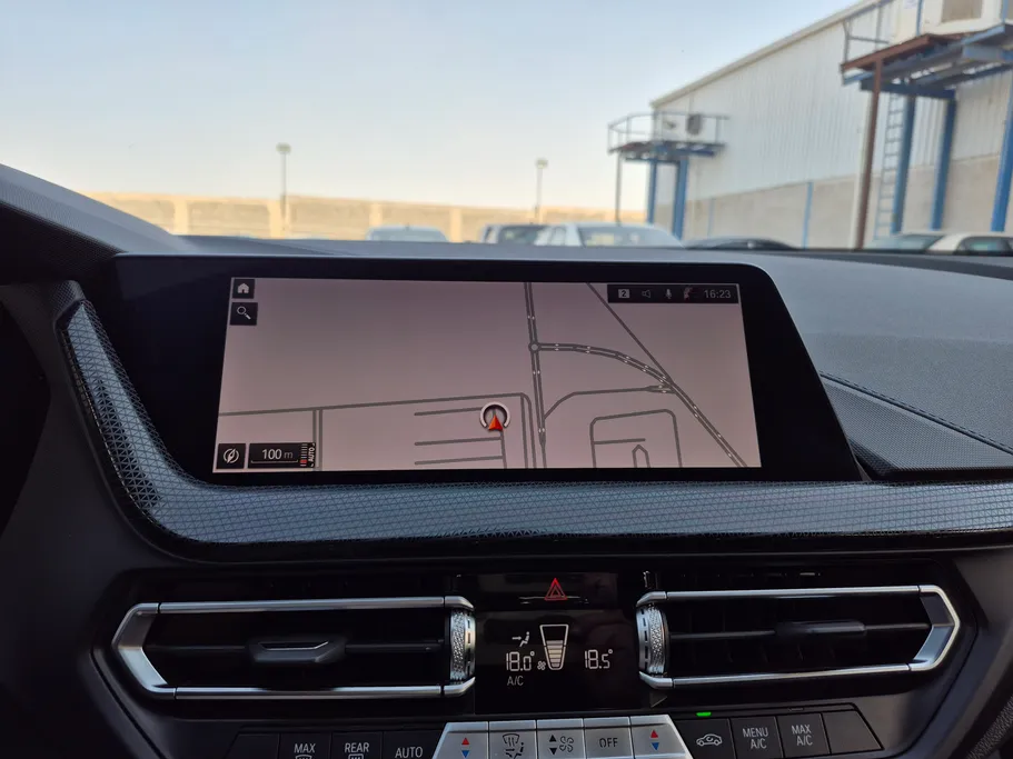 بي ام دبليو الفئة الأولى 120i 2024 
