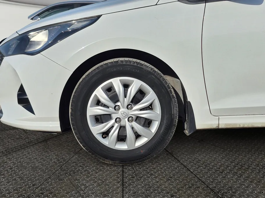 2023 Hyundai Accent Smart 