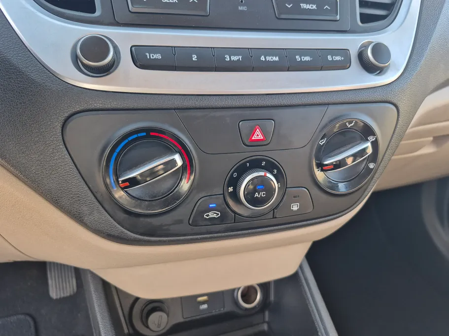 2023 Hyundai Accent Smart 