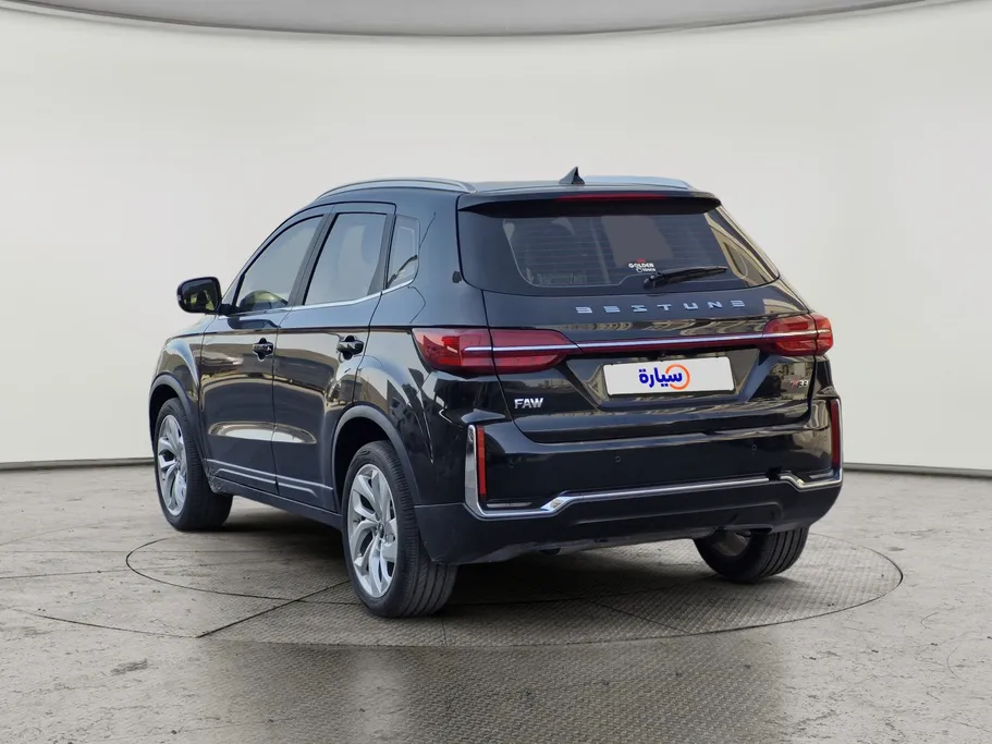 2021 FAW Bestune T33 Luxury 