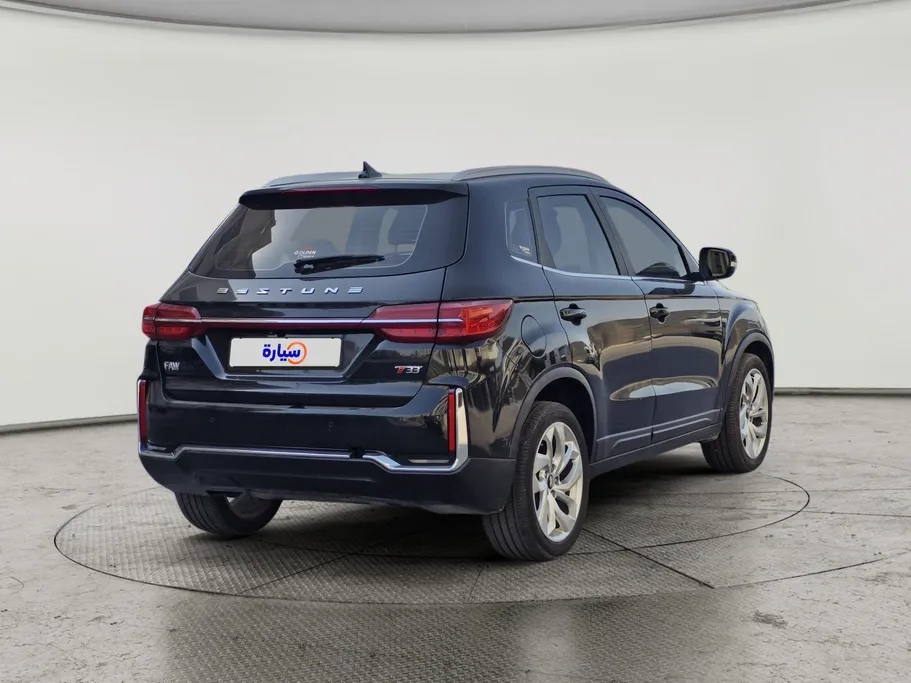 2021 FAW Bestune T33 Luxury 