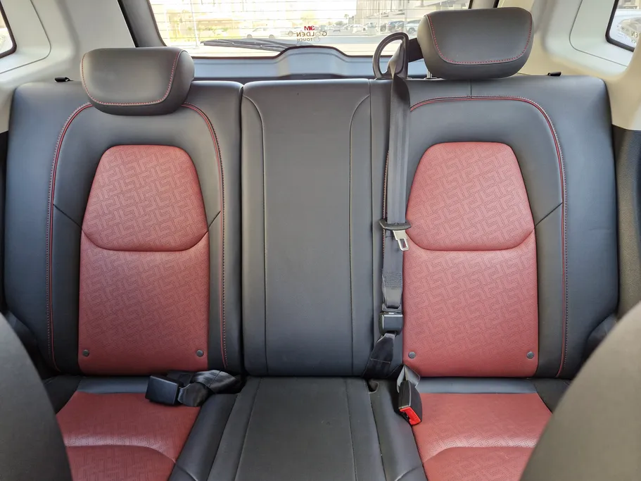 2021 FAW Bestune T33 Luxury 