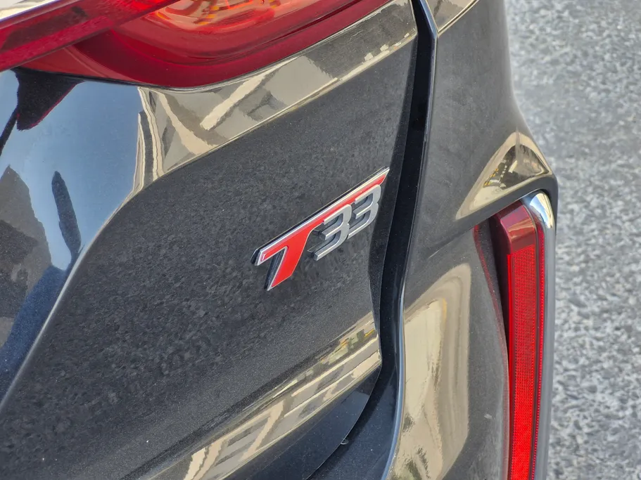2021 FAW Bestune T33 Luxury 
