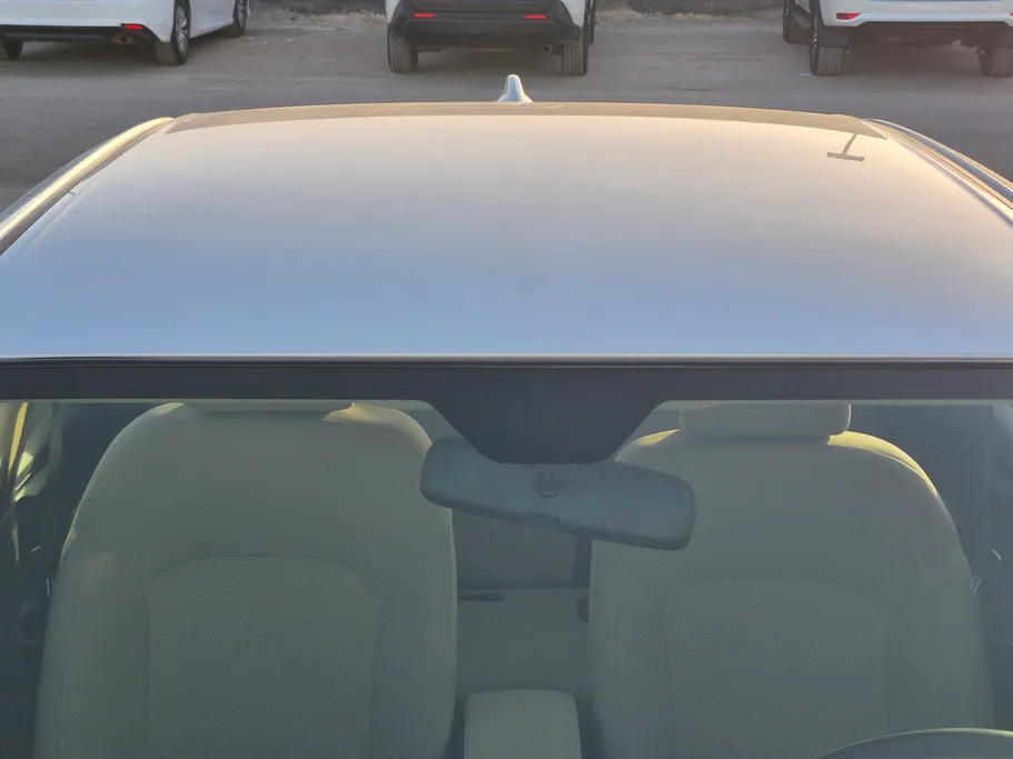 2023 Toyota Yaris  Y 