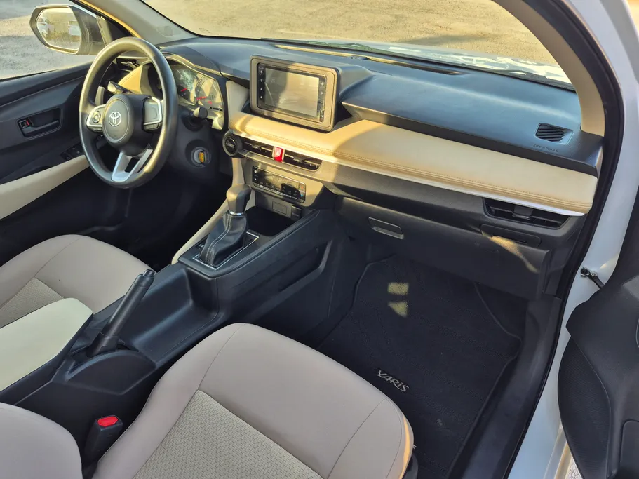 2023 Toyota Yaris  Y 
