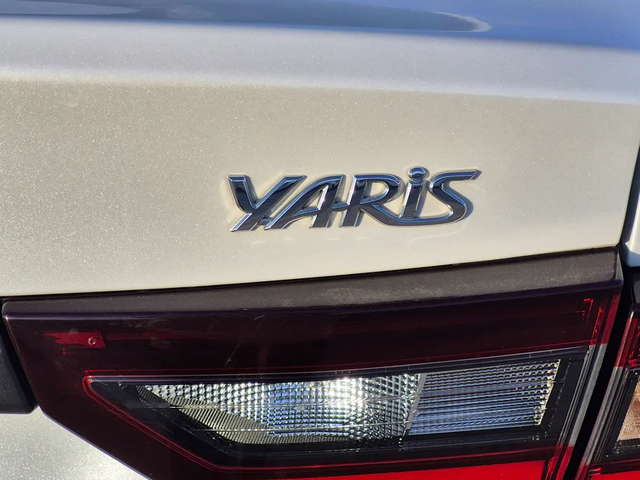 2023 Toyota Yaris  Y 