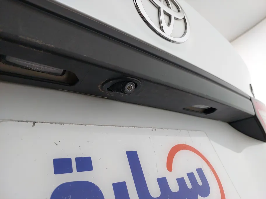 تويوتا يارس Y 2023 