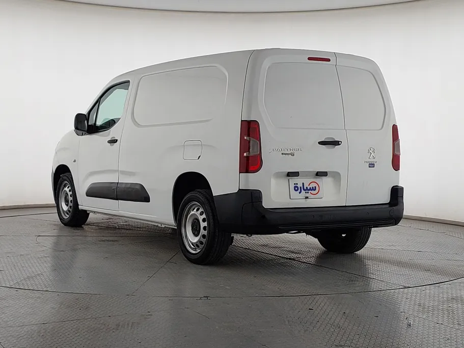 بيجو بارتنر Long van 2022 