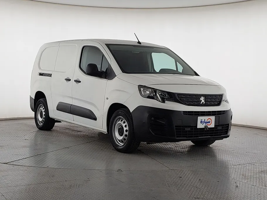 بيجو بارتنر Long van 2022 