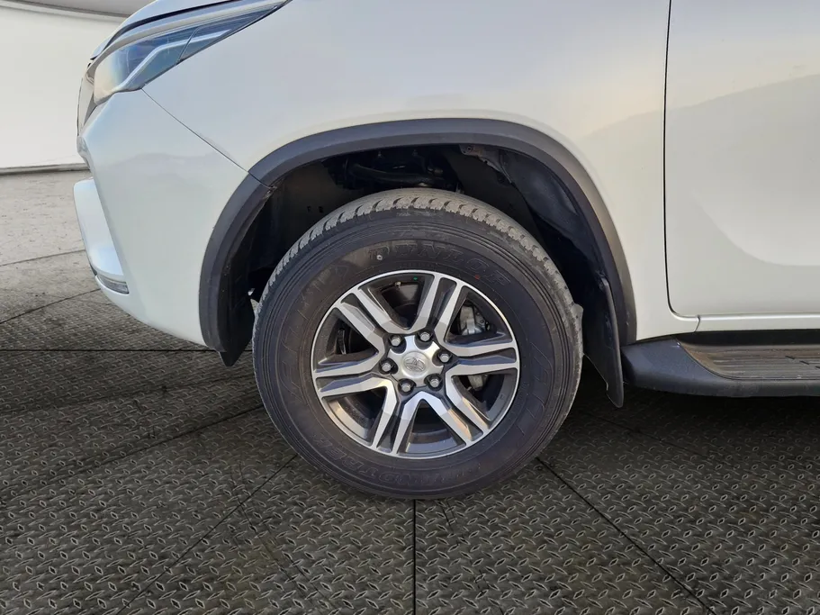 2023 Toyota Fortuner GX 
