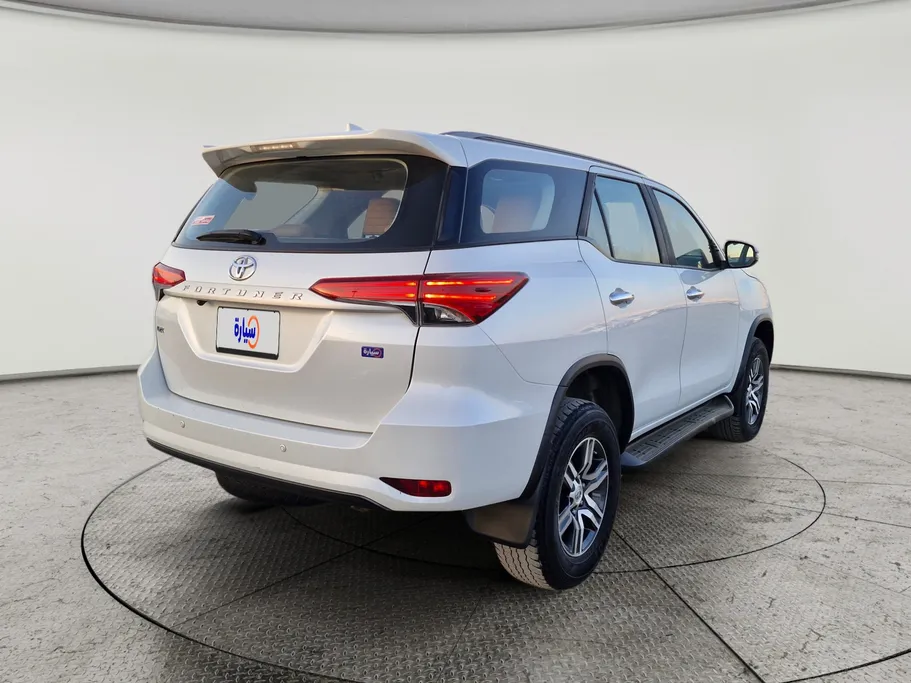 2023 Toyota Fortuner GX 