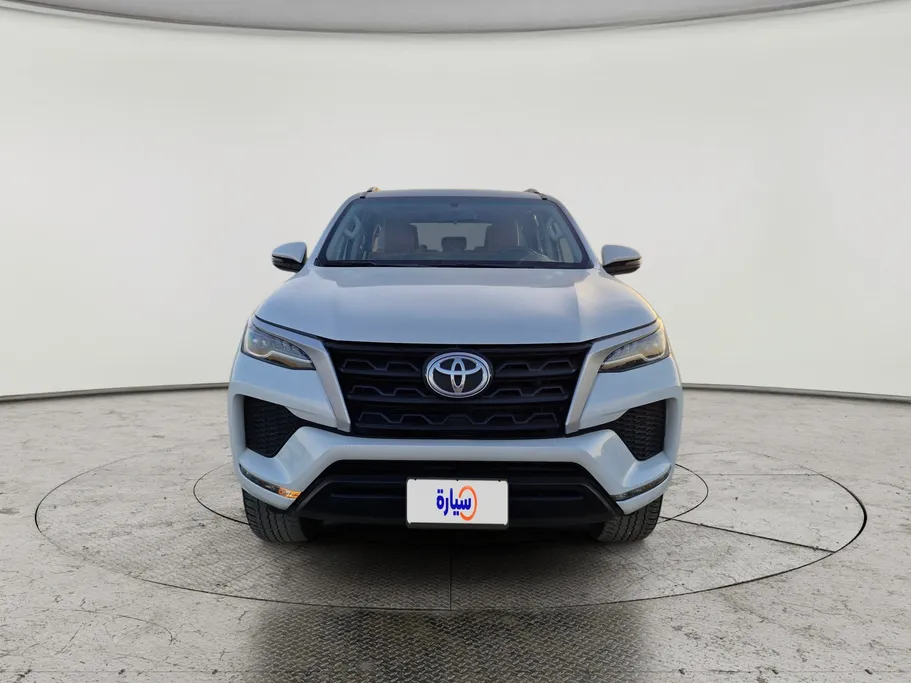 2023 Toyota Fortuner GX 