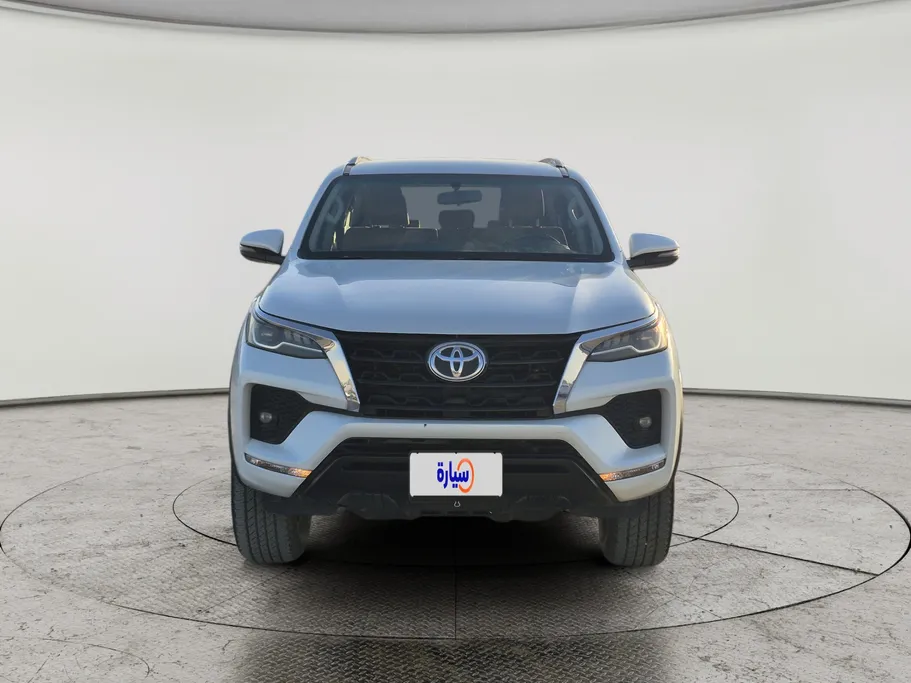 2023 Toyota Fortuner VX 
