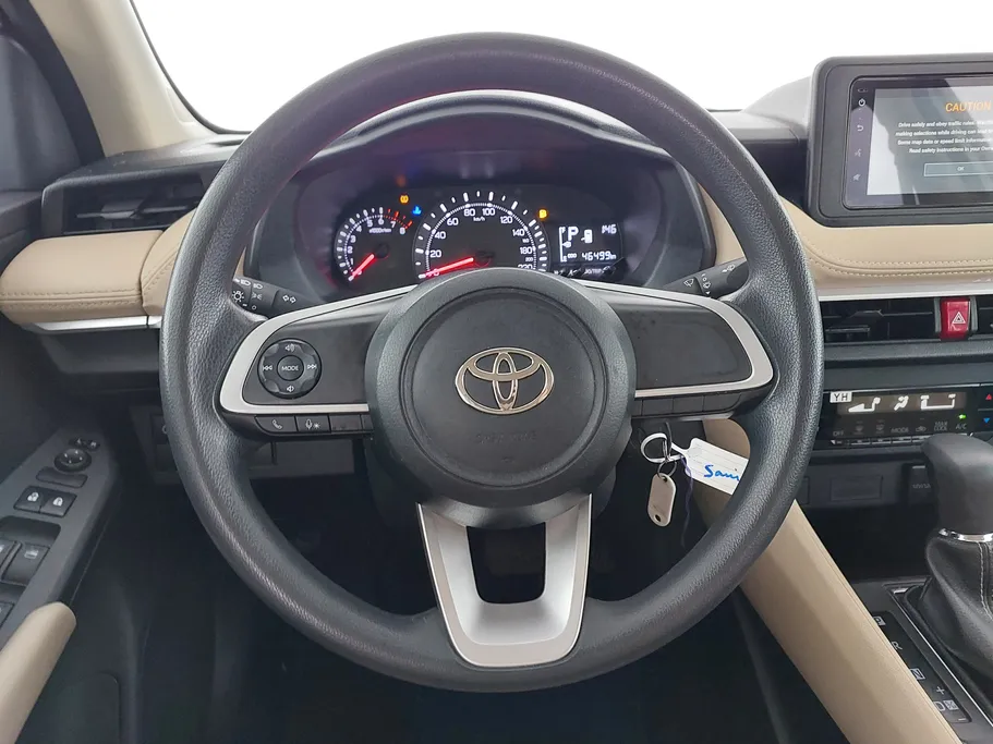 2024 Toyota Yaris  Y 