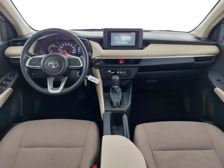 2024 Toyota Yaris  Y 
