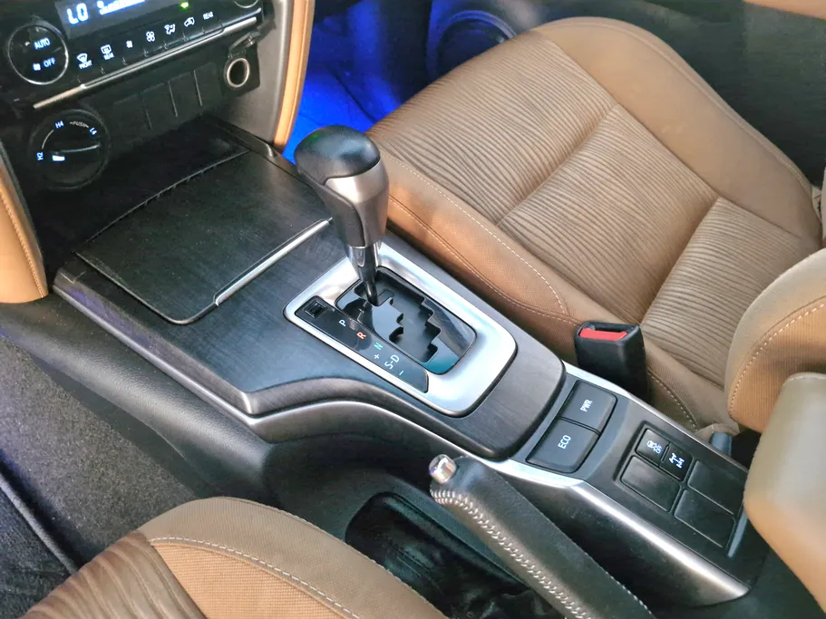 2023 Toyota Fortuner VX 