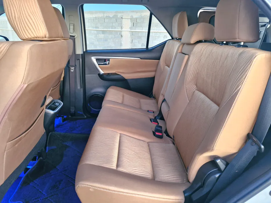 2023 Toyota Fortuner VX 