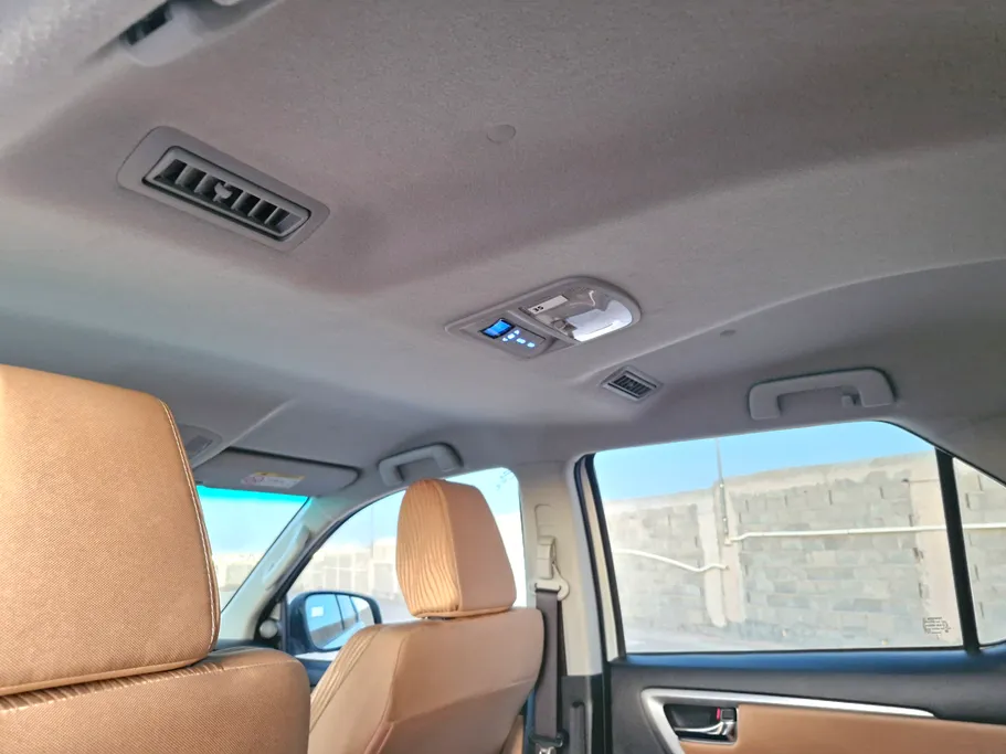 2023 Toyota Fortuner VX 