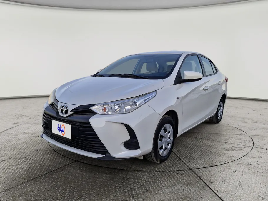 2022 Toyota Yaris  Y