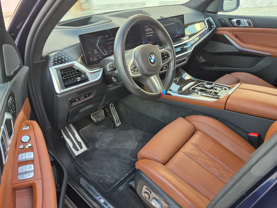 بي ام دبليو الفئة اكس 7 xDrive 40i	 2024 