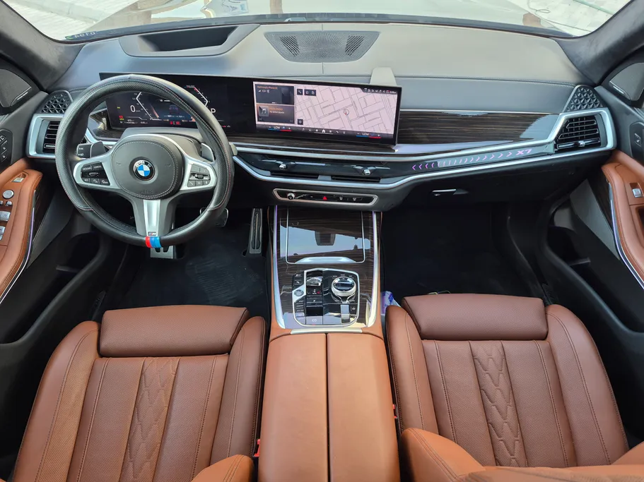 بي ام دبليو الفئة اكس 7 xDrive 40i	 2024 
