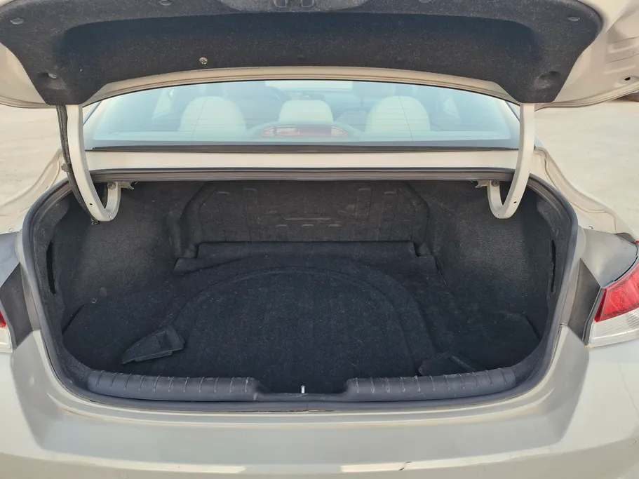 2023 Hyundai Elantra Smart 
